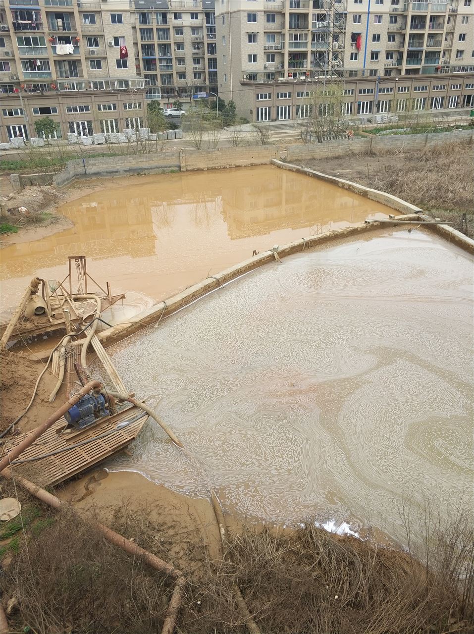 东风沉淀池淤泥清理-厂区废水池淤泥清淤